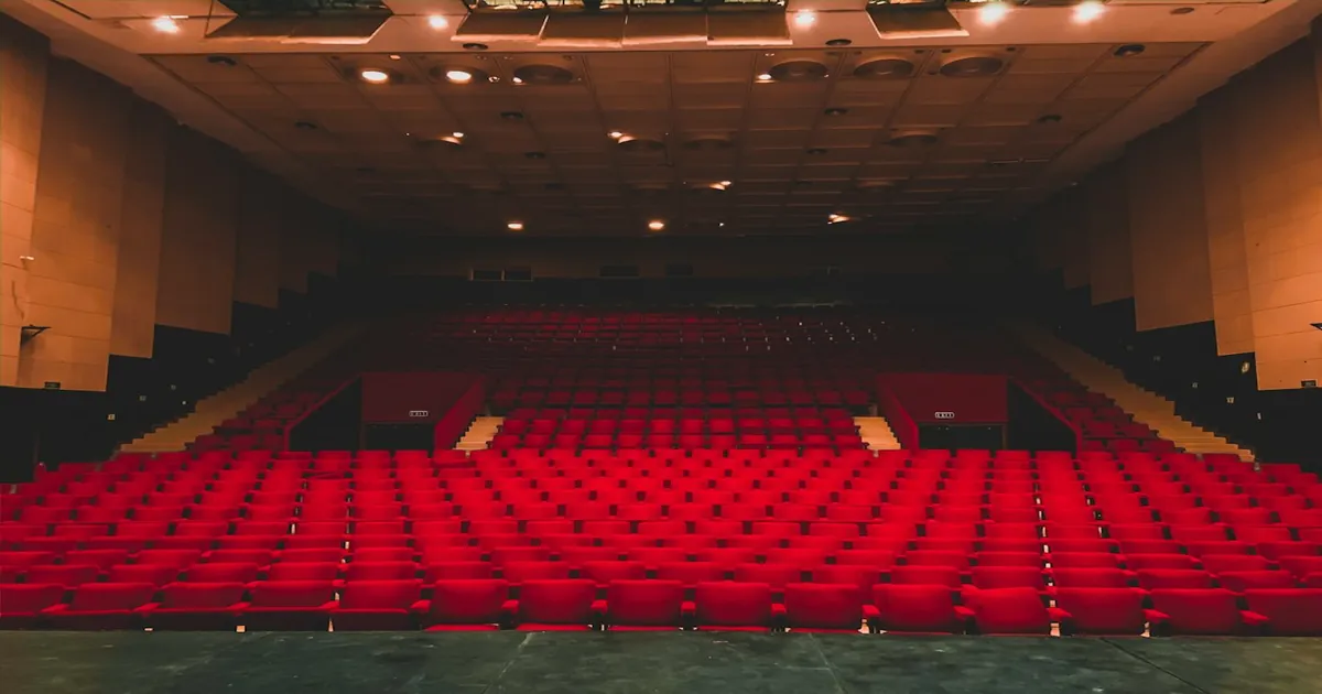 How a 1949 Psychoacoustics Thesis Decides Where Your Vocals Sit in the Mix